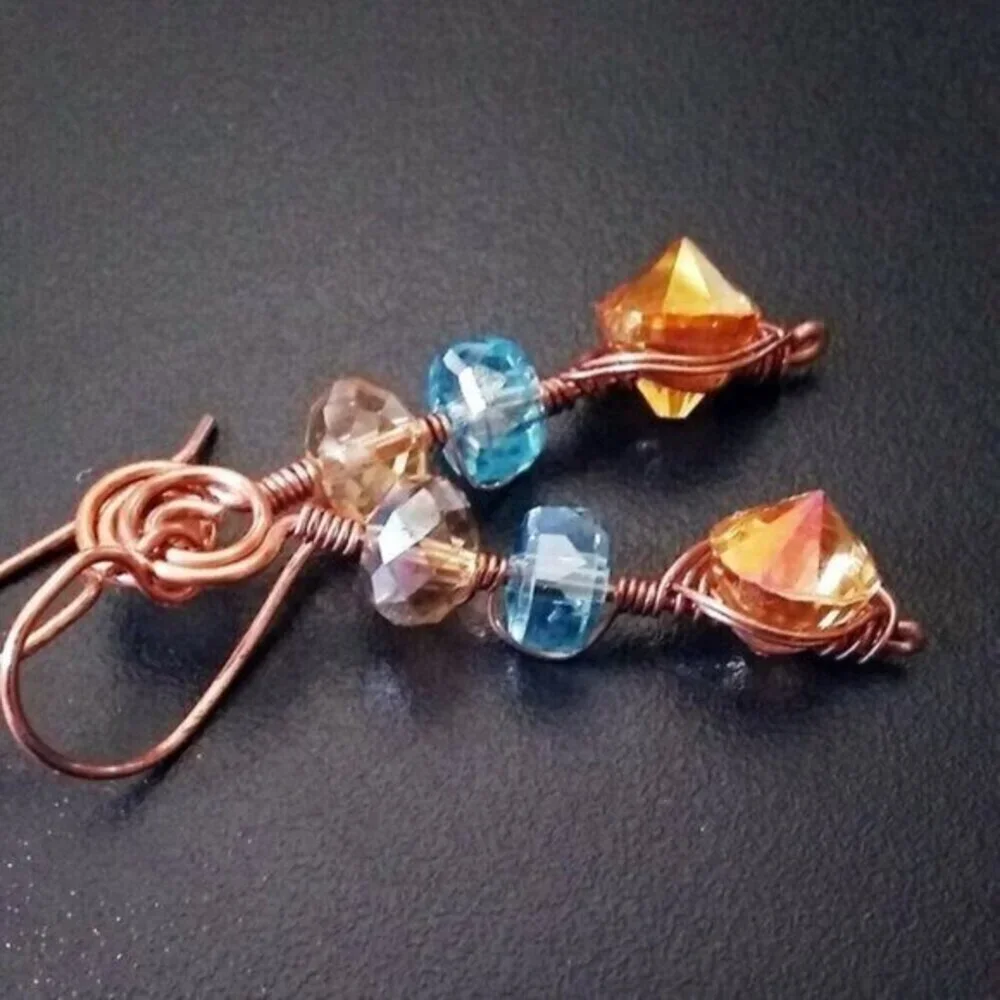 Sexy Flashy Glam Dangle Earrings - Unique & One-of-a-kind! Casual Day to Night!
